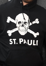 FC St. Pauli - Totenkopf, Kapu